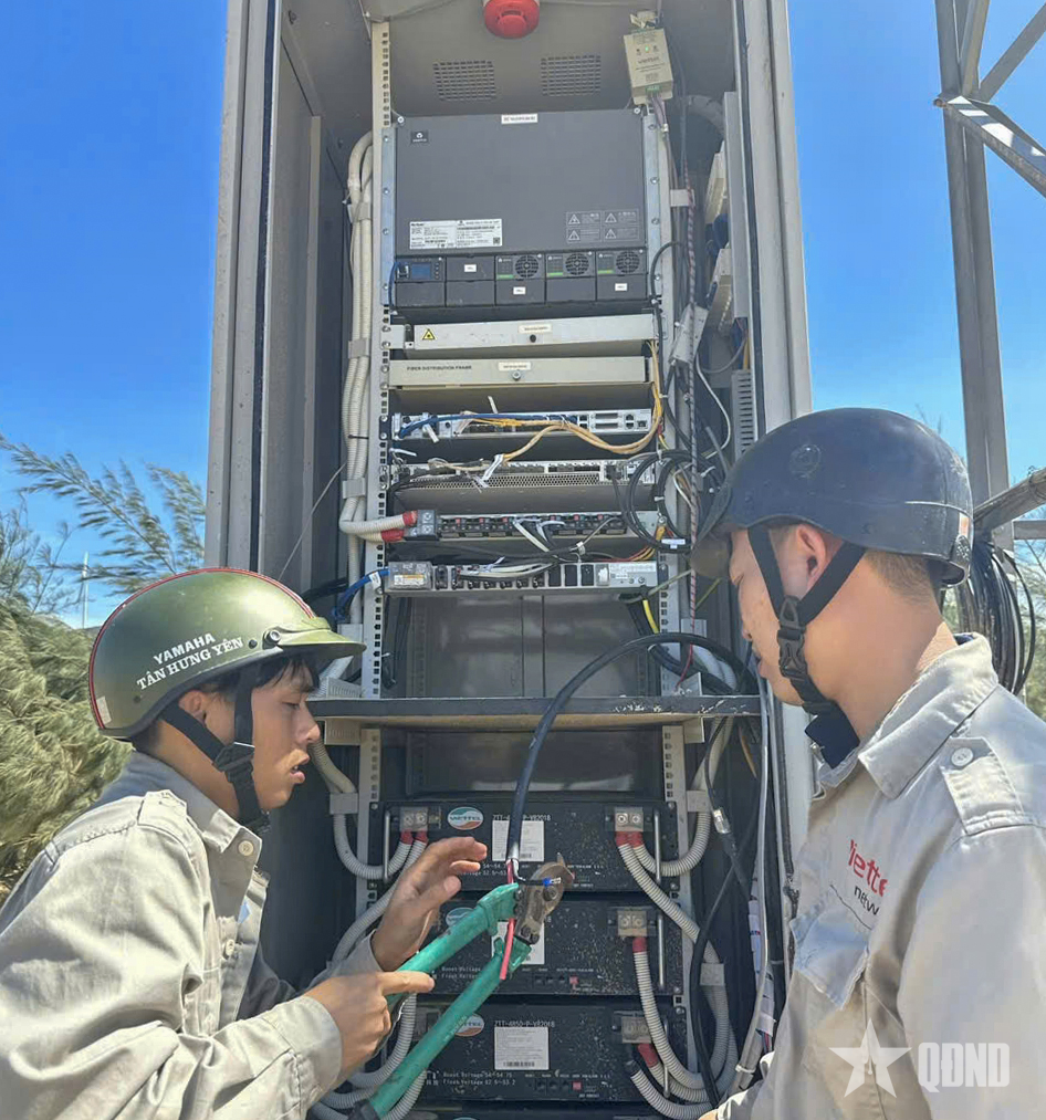 Viettel Gia Lai cơ bản khắc phục xong sự cố trạm di động sau bão số 13